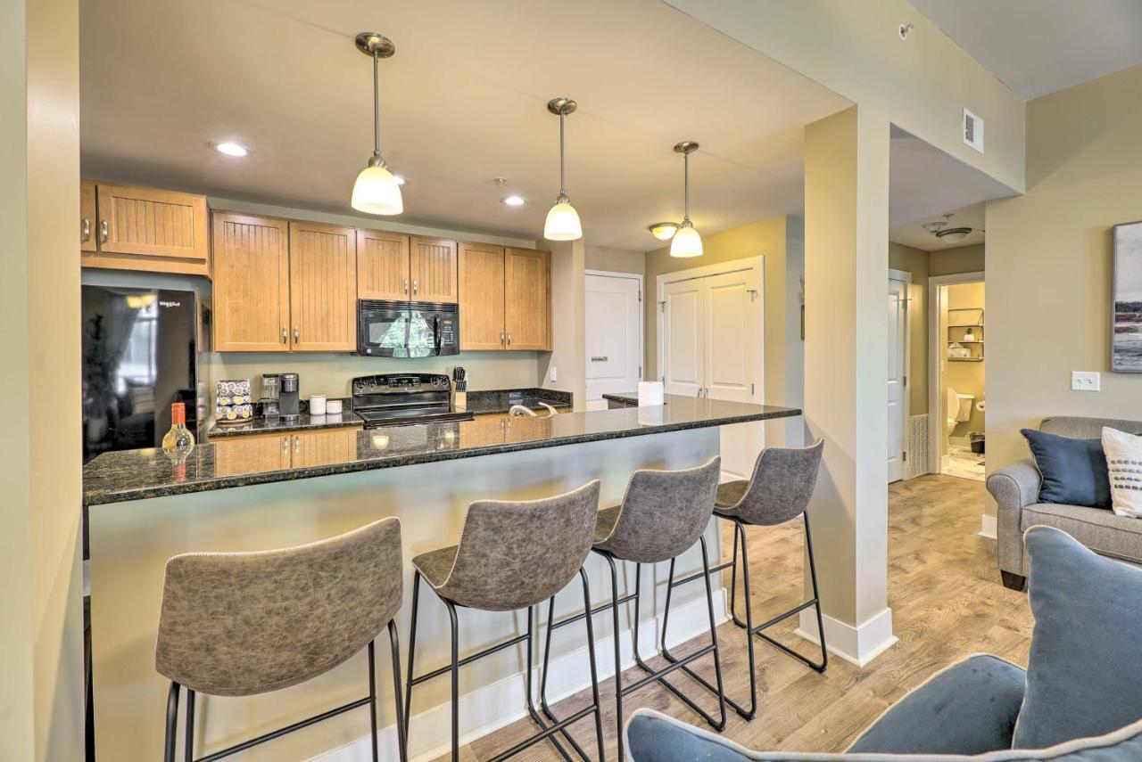 Grand Haven Condo - Walk To Nearby Hot Spots! Esterno foto