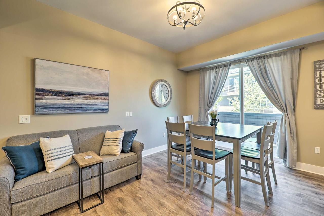 Grand Haven Condo - Walk To Nearby Hot Spots! Esterno foto
