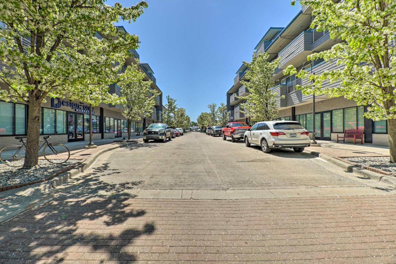 Grand Haven Condo - Walk To Nearby Hot Spots! Esterno foto
